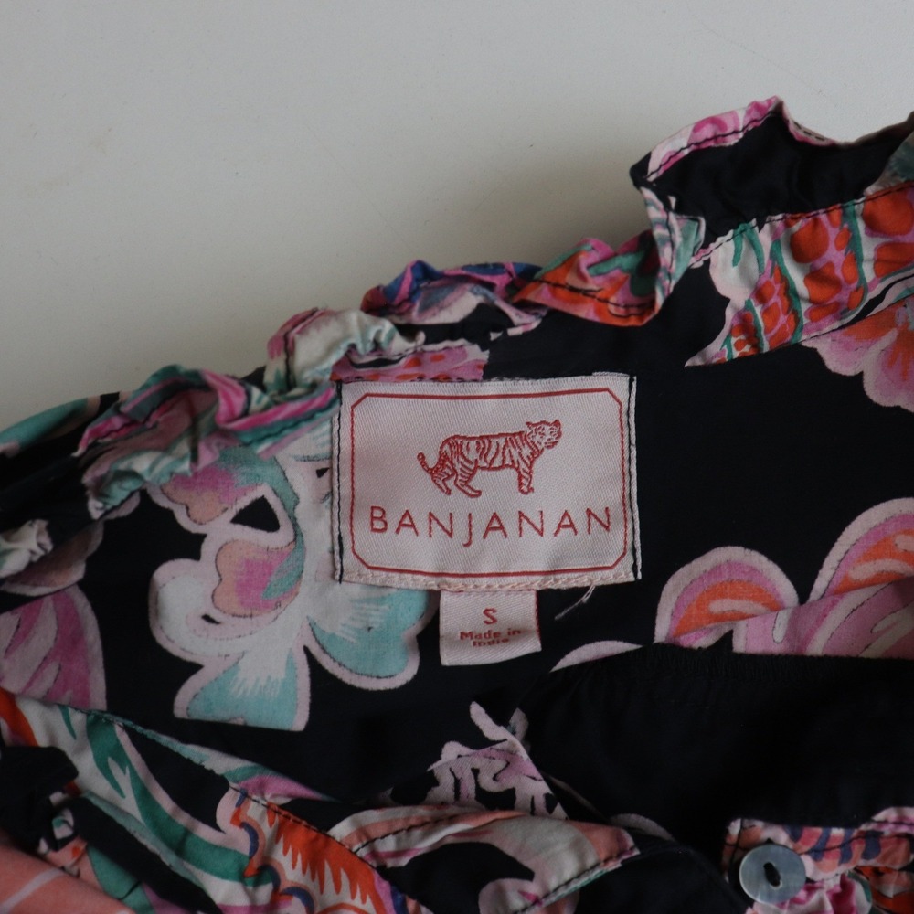 Banjanan Bethany Tie Neck Ruffle Top Small Rococo Fantasy Bird Print Black - Picture 5 of 7